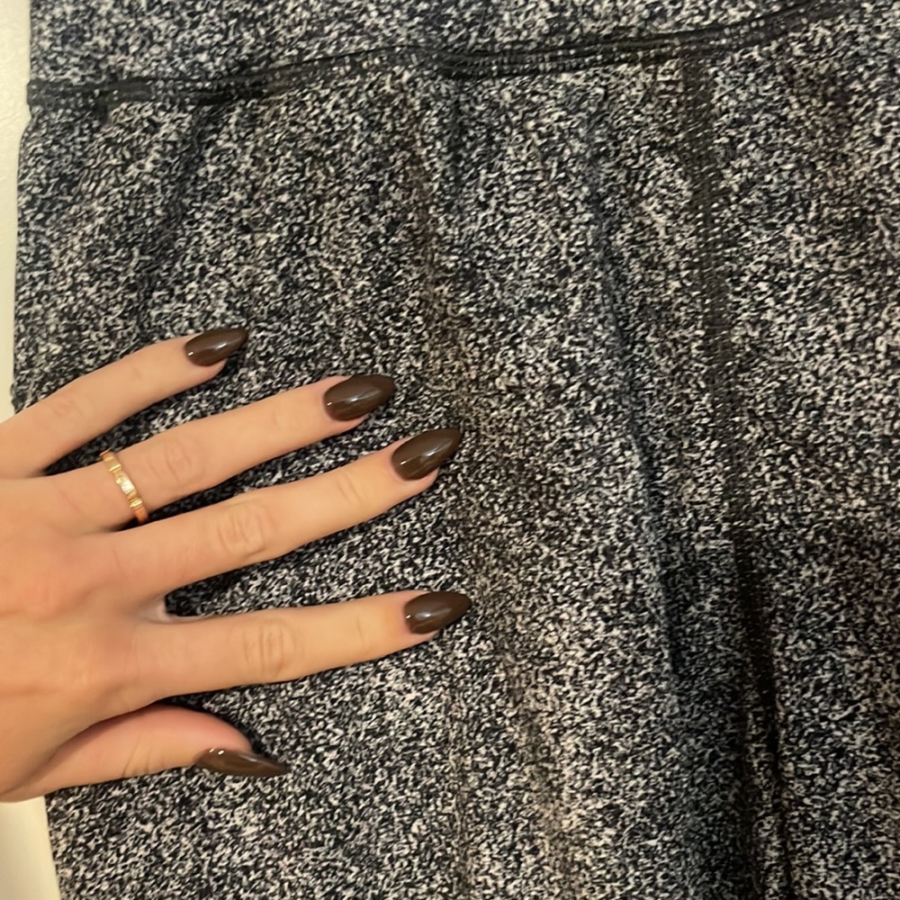 Lululemon Pants - Picture 2 of 3